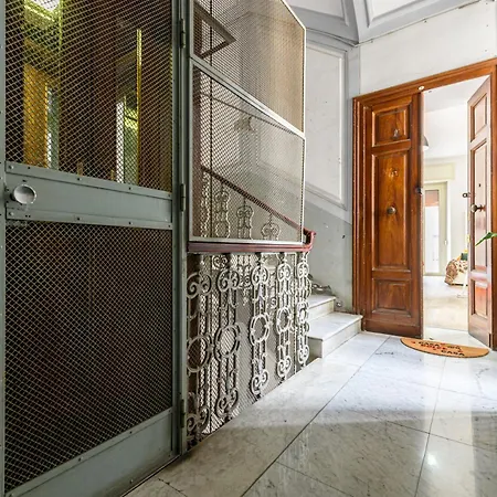 Via Morghen 63 - Primo Piano Napoli