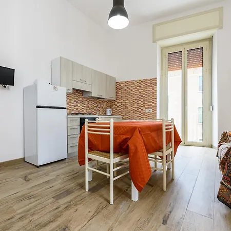 Apartment Via Morghen 63 - Primo Piano